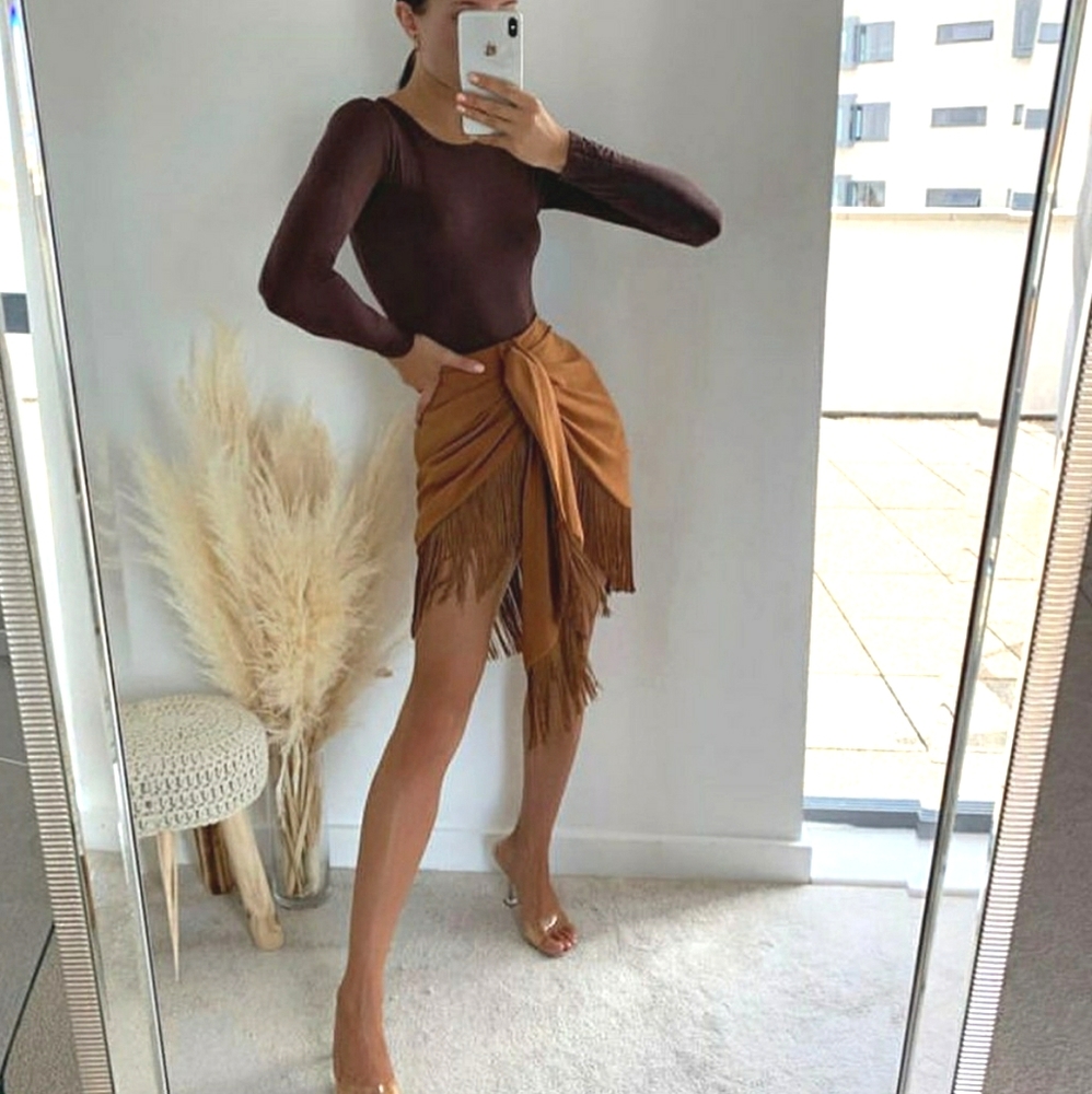 ZARA | Bloggers Fave Fringe Mini Skirt - Picture 4 of 16